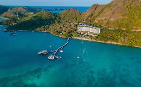 AYANA Komodo Resort, Waecicu Beach